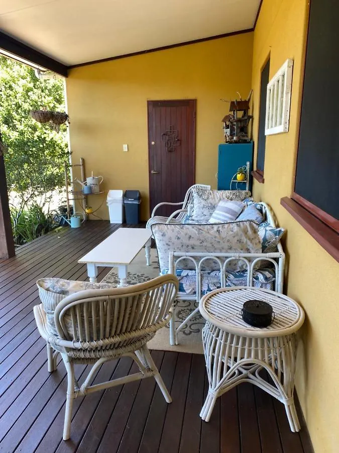 Pomona Noosa Hinterland Homestay 0*,